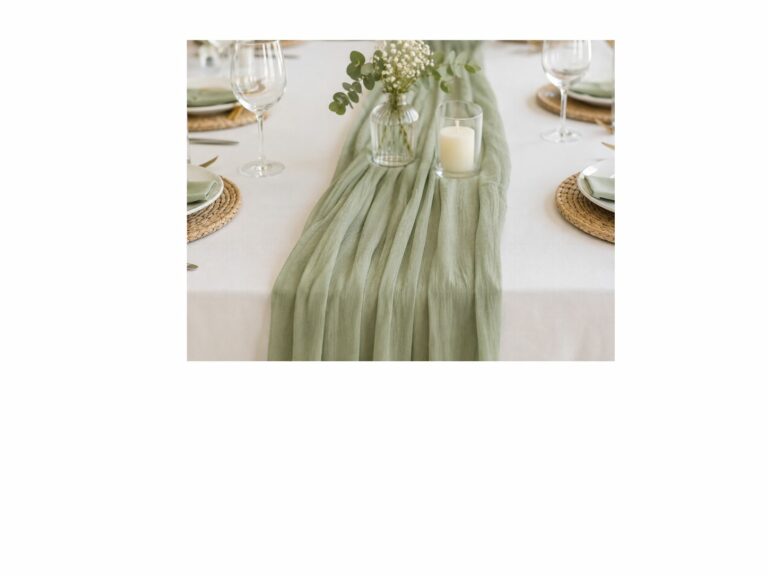 Chemin de table en mousseline de soie vert sauge